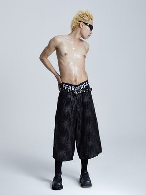 Pantalons à jambes larges de tissus à tricot en vrac Pantalon d'été pour femmes Dames