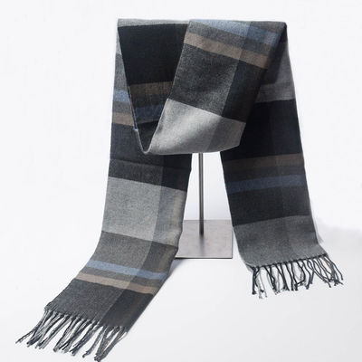 Équipe de football Fans écharpe Jacquard personnalisée écharpe hivernée tricotée avec motif à carreaux