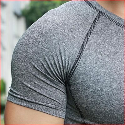 T-shirt de golf pour hommes