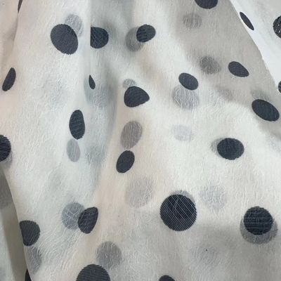 Anti-pilule légère tissée polyester mélange de tissus pour vêtements pour femmes