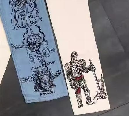 Design RTS Jeans en denim à la poche pour hommes et femmes Jeans de petit ami à l'allure droite